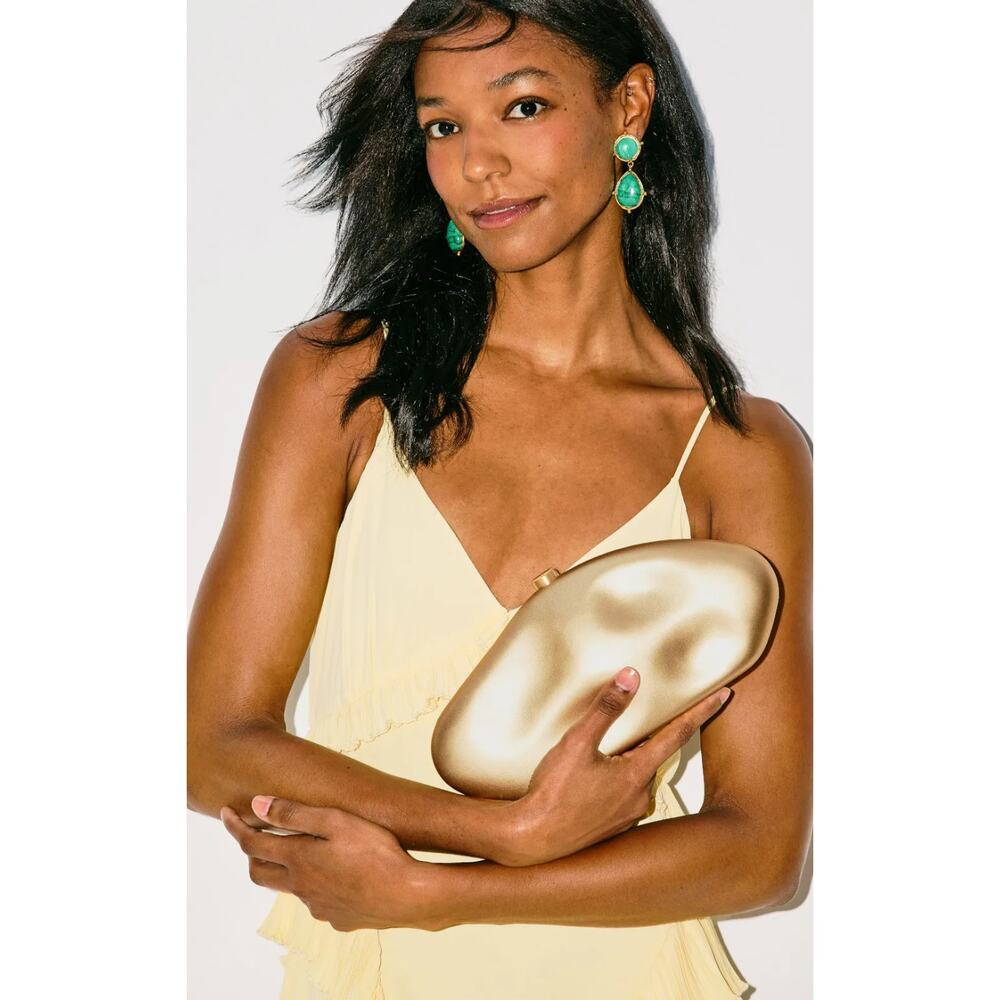 Cult Gaia Caldera Clutch in Gold - Picture 5 of 13